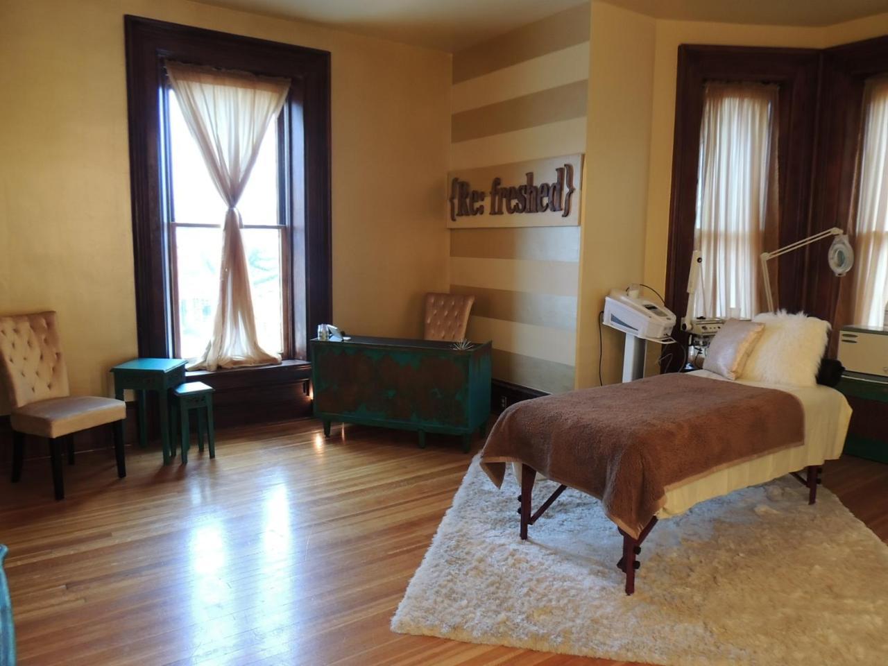 Lyons Twin Mansions Hotel Fort Scott Buitenkant foto